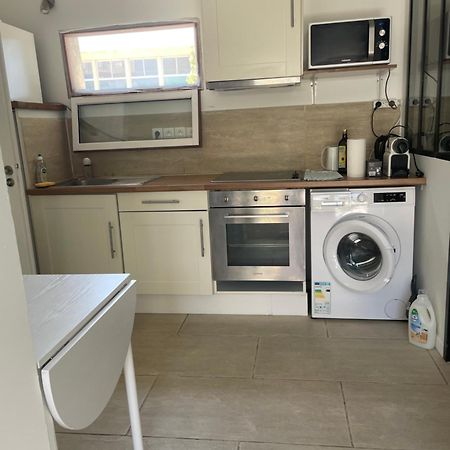 Apartamento Cozy House With Parking And Garden Niza Exterior foto